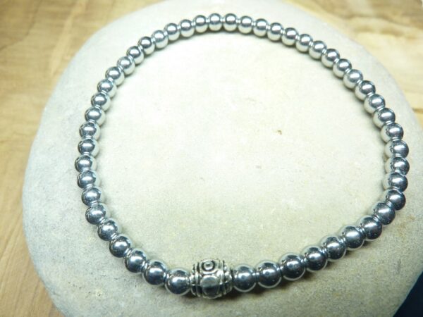 Bracelet Hématite en perles rondes 4 mm
