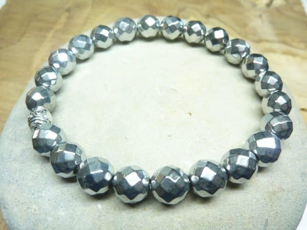 Bracelet Hématite en perles à facettes 8 mm