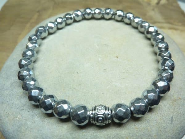 Bracelet Hématite - Perles à facettes 6 mm
