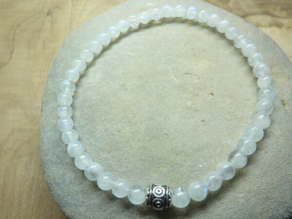 Bracelet Pierre de lune - rondes 4 mm