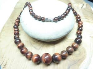 Collier Oeil de taureau - perles rondes 14-6 mm