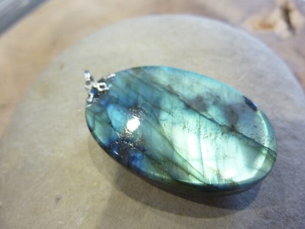 Pendentif Labradorite 17,9 gr ref 0112