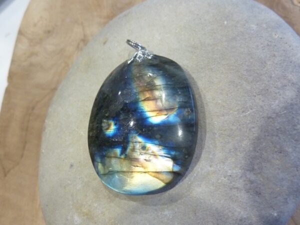 Pendentif Labradorite 21,5 gr ref 0213