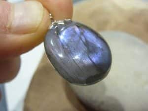 Pendentif Labradorite violet 9,4 gr ref 0314