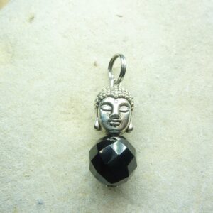 Pendentif Spinelle noir 10 mm Bouddha