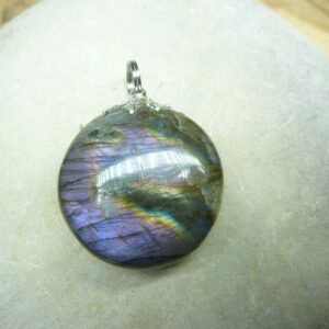 Pendentif Labradorite violet 11,3 gr ref 0307