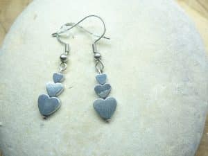 Boucles d'oreilles Hématite en coeur 