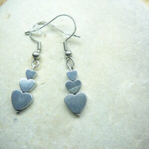 Boucles d'oreilles Hématite en coeur