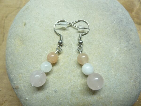 Boucles d'oreilles Quartz rose-Pierre de lune-Pierre de soleil