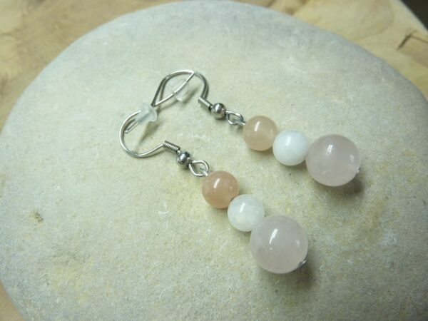 Boucles d'oreilles Quartz rose-Pierre de lune-Pierre de soleil