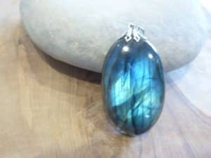 Pendentif Labradorite 16,5 gr ref 0317