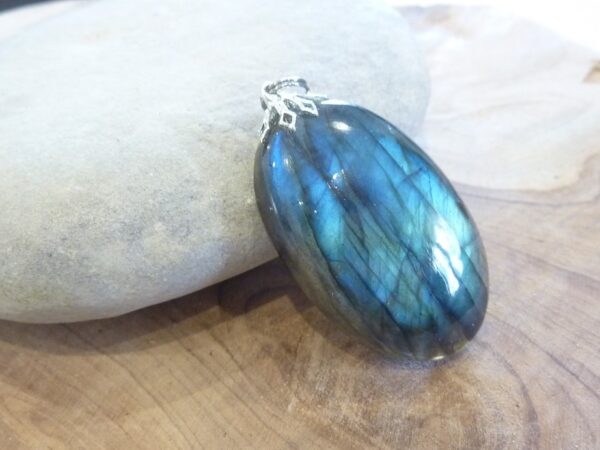 Pendentif Labradorite 16,5 gr ref 0317
