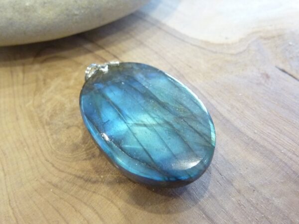 Pendentif Labradorite 16,5 gr ref 0317