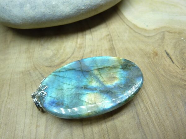 Pendentif Labradorite 13,1 gr ref 2607