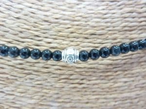 Collier Tourmaline noire - Perles rondes 4 mm 