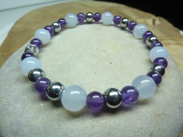 Bracelet Calcédoine bleue-Améthyste-Hématite