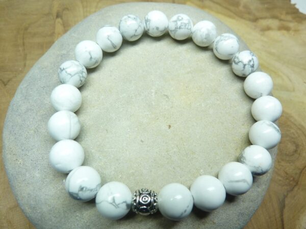 Bracelet Howlite - perles rondes 8 mm