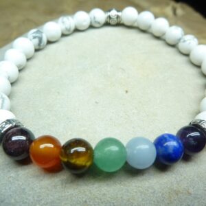 Bracelet Howlite - Chakras - perles rondes 6 mm