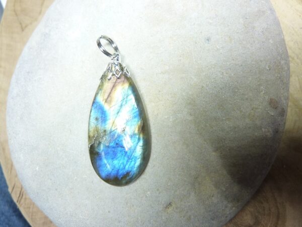 Pendentif Labradorite 5,1 gr ref 1010
