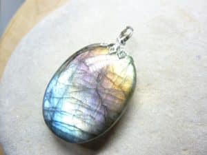 Pendentif Labradorite 11,5 gr ref 1111