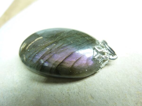 Pendentif Labradorite 8,4 gr ref 1217
