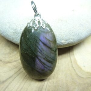 Pendentif Labradorite 8,4 gr ref 1217