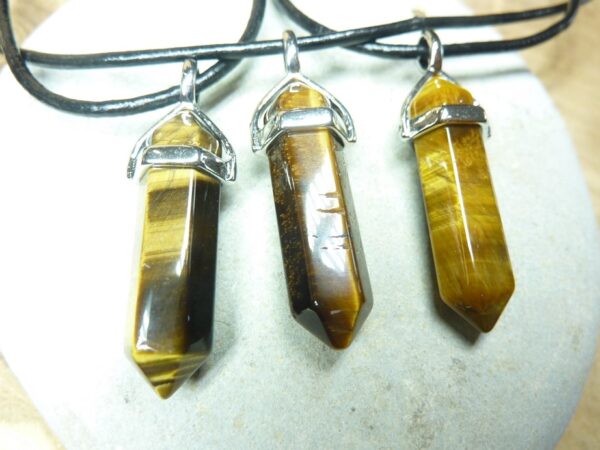 Pendentif Oeil de tigre pointe