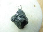 Pendentif Spinelle noir Brut 16,2 gr ref 3638