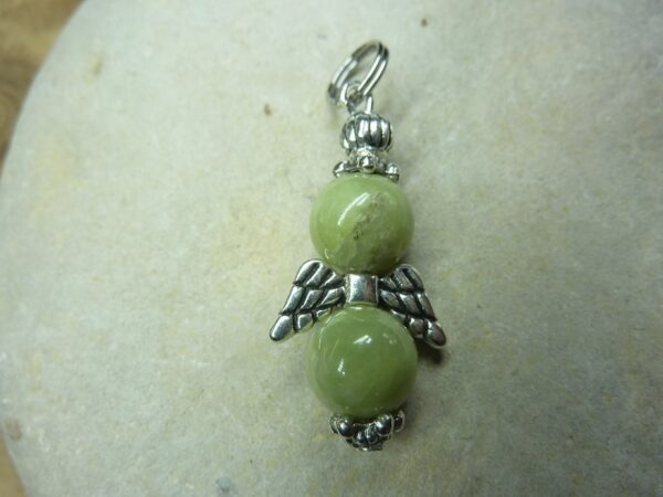 Pendentif Péridot-Ange - Perles rondes 8 mm