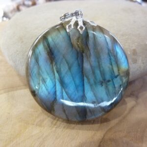 Pendentif Labradorite 17,8 gr ref 1429