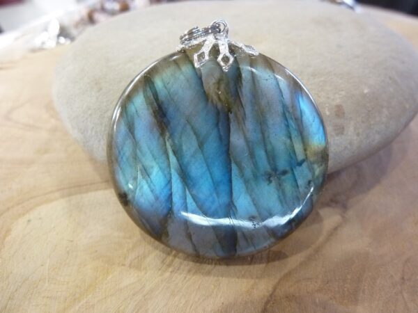 Pendentif Labradorite 17,8 gr ref 1429