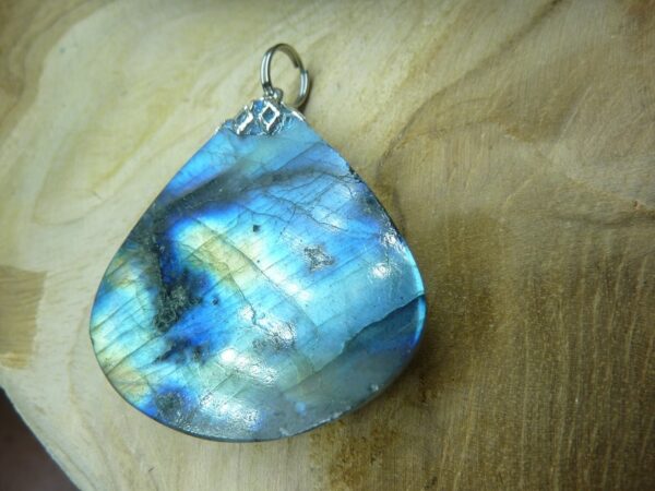 Pendentif Labradorite 13,7 gr ref 2805