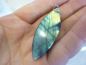 Pendentif Labradorite 16,5 gr ref 7412