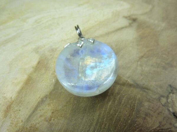 Pendentif Pierre de lune 4,4 gr ref 9507