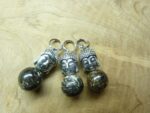 Pendentif Biotite mica-Bouddha - Perles rondes 10 mm