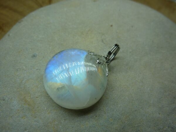 Pendentif Pierre de lune 4,4 gr ref 5316