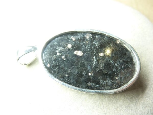 Pendentif Nuummite Véritable monture argent 925 ref 5371