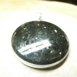 Pendentif Nuummite Véritable monture argent 925 ref 5386