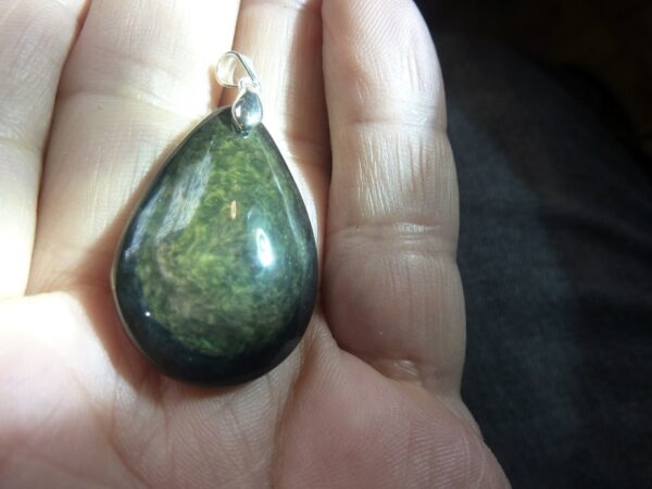 Pendentif Obsidienne mentogochol rare Ref 2323