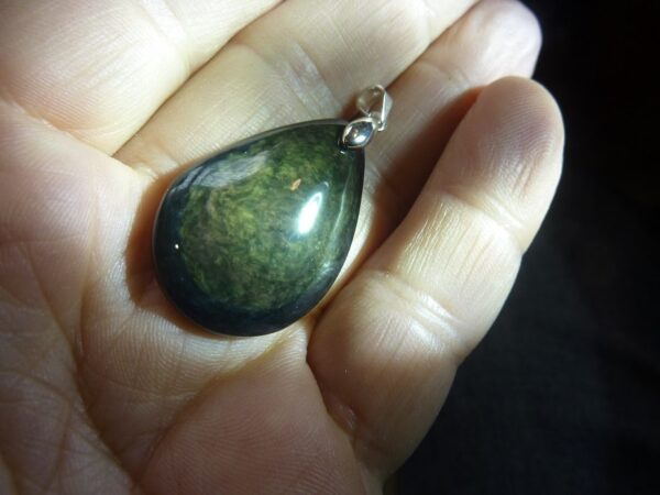 Pendentif Obsidienne mentogochol rare Ref 2323