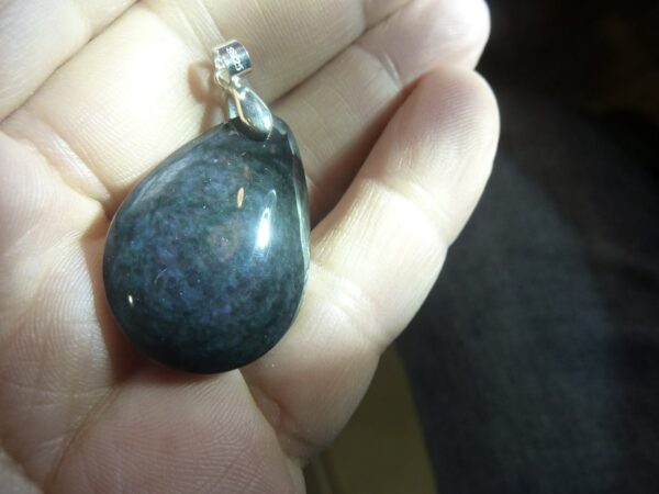 Pendentif Obsidienne mentogochol rare Ref 2323