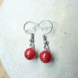 Boucles d'oreilles Corail rouge - perles rondes 7,5 mm