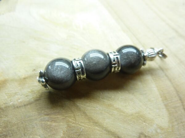 Pendentif Obsidienne argentée perles rondes 10 mm