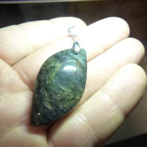 Pendentif Obsidienne mentogochol ref 0306