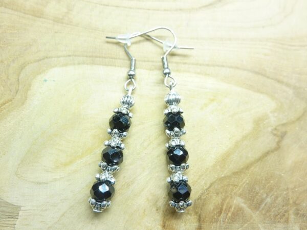 Boucles d'oreilles Spinelle noir