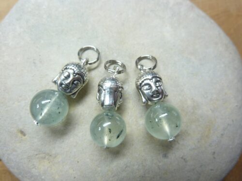 Pendentif Préhnite-Bouddha - perles rondes 10 mm