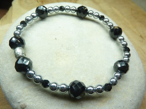 Bracelet Spinelle noir-Hématite - Perles rondes 8-4 mm