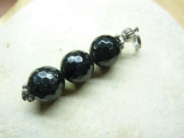 Pendentif Spinelle noir 10 mm