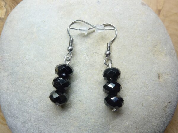 Boucles d'oreilles Spinelle noir perles à facettes