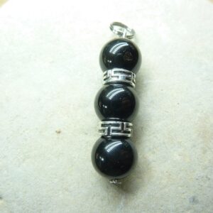 Pendentif Spinelle noir-Perles 10 mm